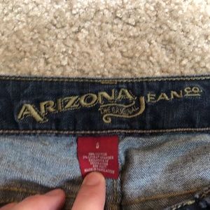 Arizona Jean Company Shorts - Dark Wash Rolled Hem Arizona Jean Shorts Size 5 Arizona Jean Company Shorts - Dark Wash Rolled Hem Arizona Jean Shorts Size 5